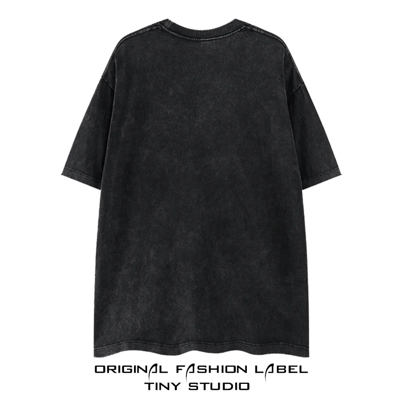 オーバーサイズアニメデザインTシャツ【ダークスタイル・ショートスリーブ・エッジの効いた仕上げ】