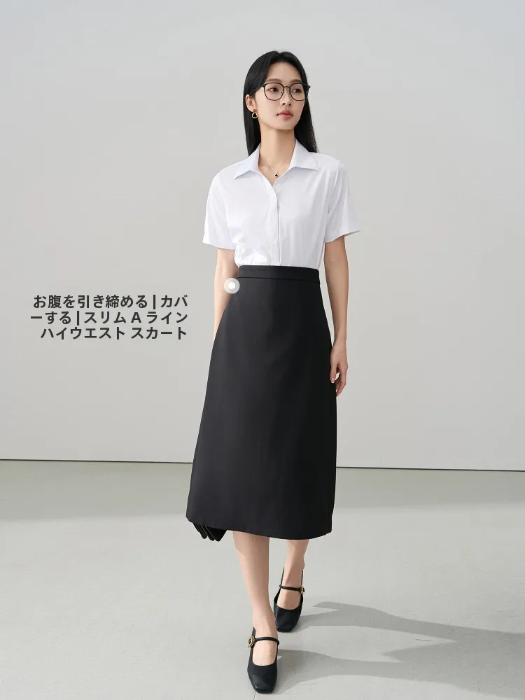40代の研修にふさわしい服装は、シンプルで通気性の高いワンピースがベスト？