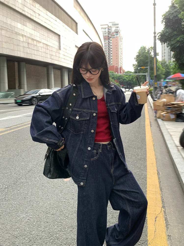 デニムジャケット コーデ 完全ガイド｜紺色ルーズフィットが解決する日常の悩み