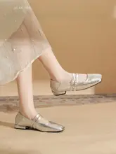 低ヒールシルバー・マリジェンヌシューズ【フラット・スクエアトゥ・ビジネス向け】