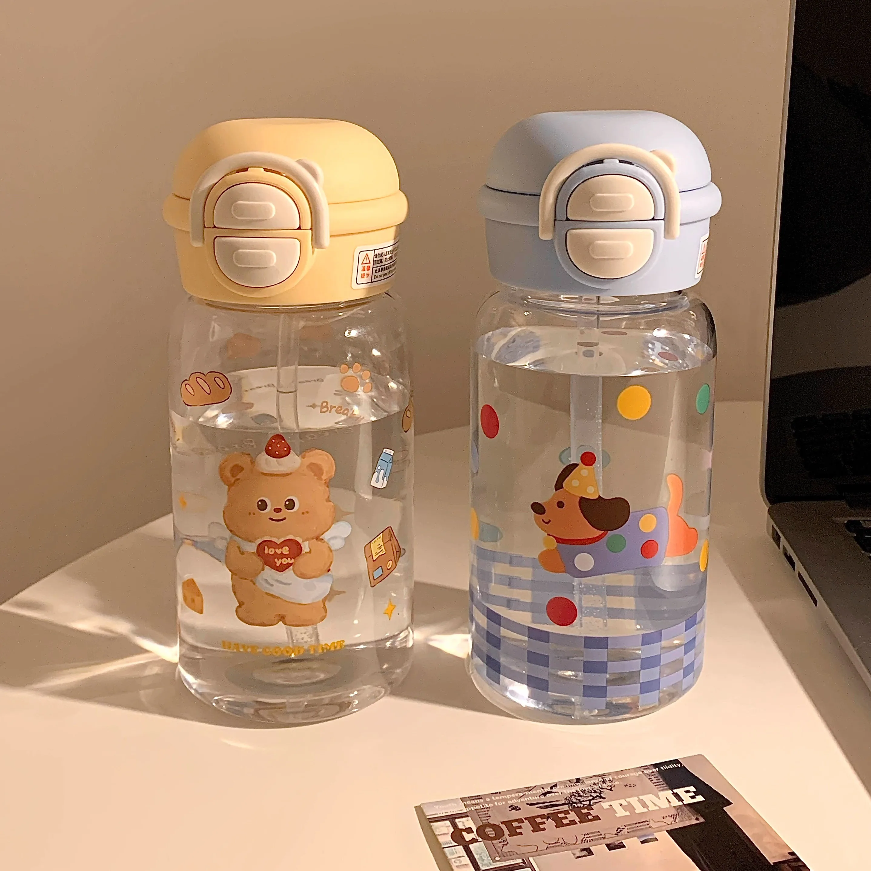 ストロー付き水筒 子供用 かわいいデザインで洗いやすい設計