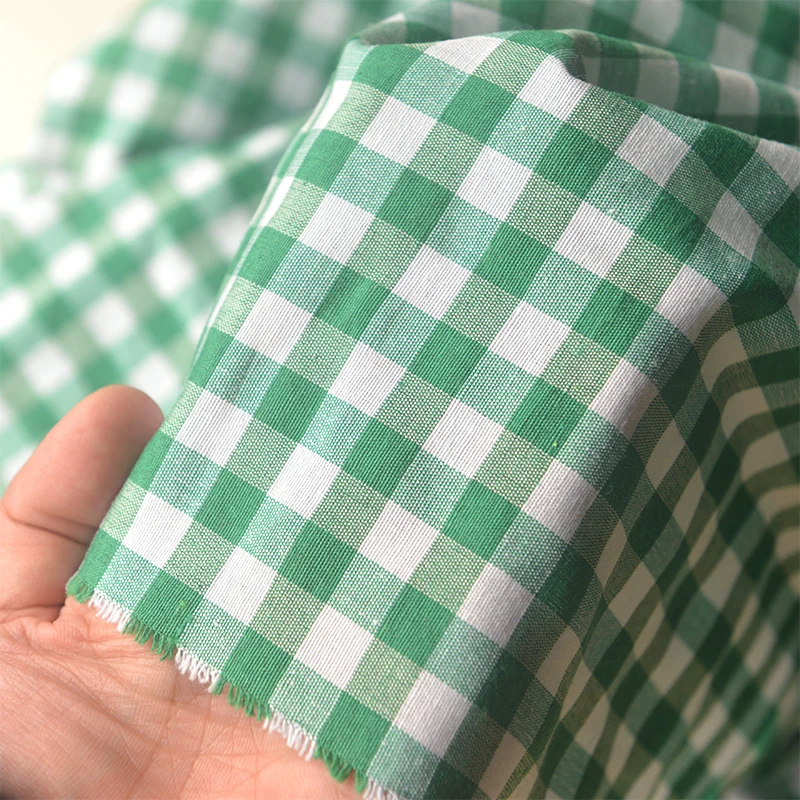 四色の黒白格子ポリエステルコットン生地：あみぐるみ服編み図に最適なDIY用生地の選び方
