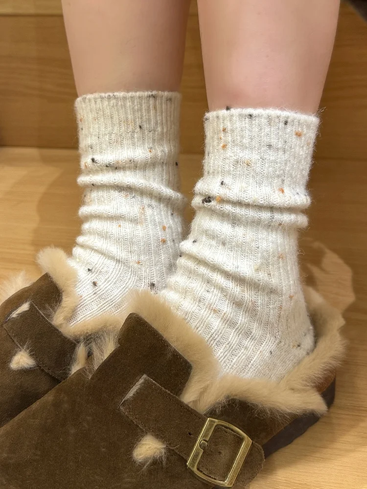 蒸れない靴下を選ぶべきなのか？実は「涼しい」靴下は冬でも必要なのではない
