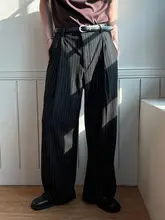 ストライプデザインのメンズスラックス【春秋用・ゆったりしたフィット・スタイル】