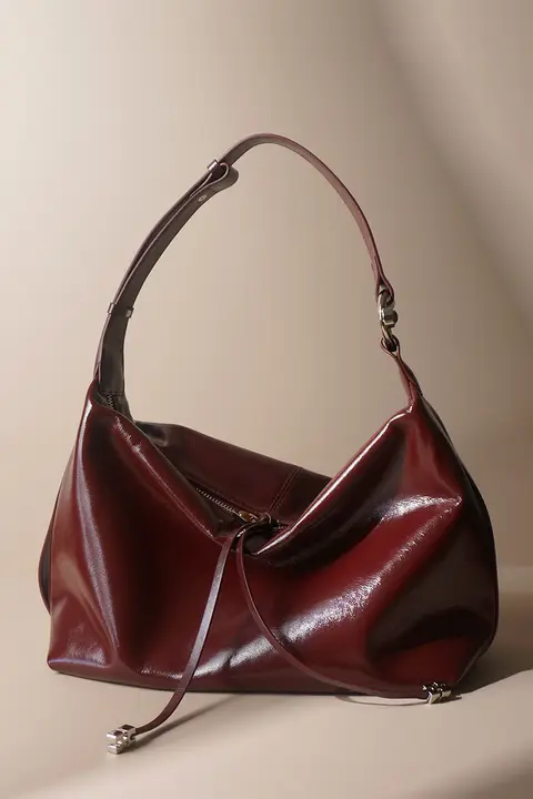 レトロデザインの本革ダンプバッグ【ショルダー・トート・斜め掛け可能・油蜡皮使用】