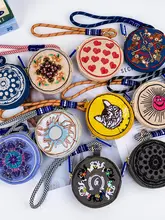高級感溢れるミニコインケース【刺繍デザイン・防水・便利なキーチェーン付き】