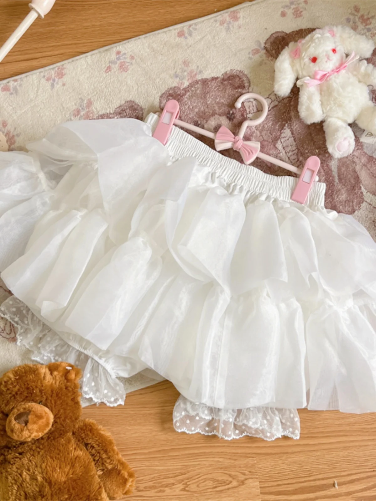 シフォンプリーツは本当に夏にぴったり？ロリータ風のフレアスカートが解決する3つの悩み