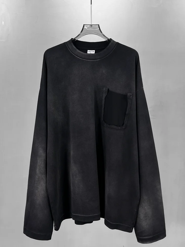 黒Tシャツが色褪せするのを防ぐには？Artiemasterのダメージ加工長袖Tシャツが解決する理由