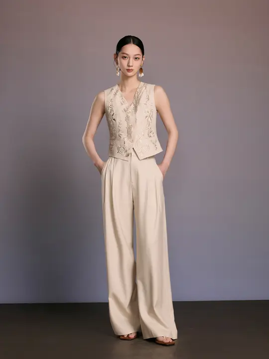 優雅なシルエットのサマーコーディネート【刺繍ベスト・ワイドレッグパンツ】（セットアップ対応）