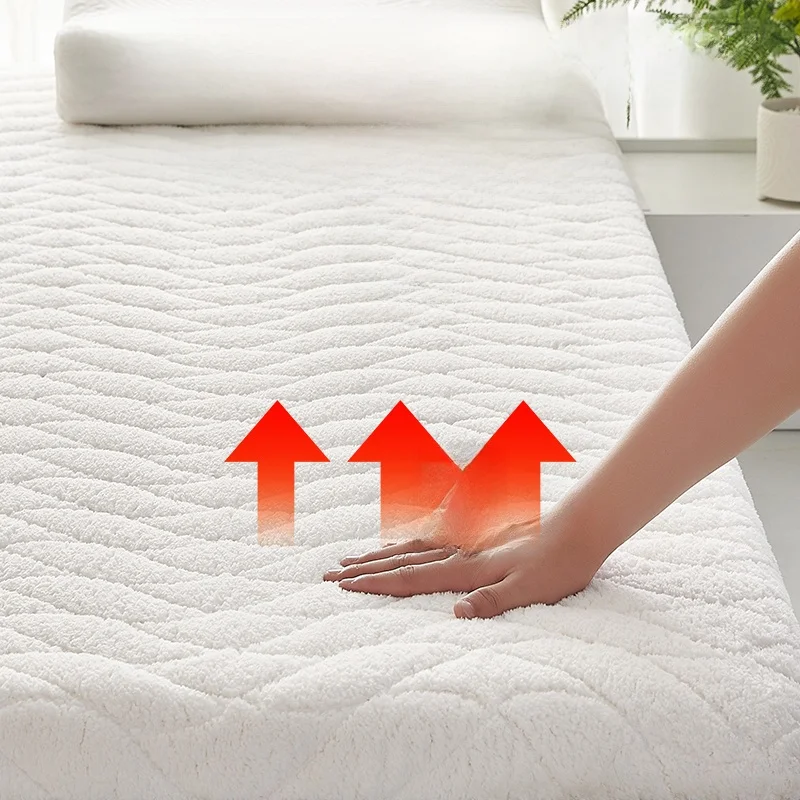 マットレス シングル 三つ折り：冬用厚手羊羔絨タイプの実用性と収納特性