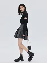 取り外し可能なボタン付きトップス【春用・薄手・コットンストレッチ・黒・長袖】（セットアップ対応）