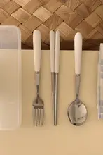 シンプルで便利な携帯用箸とスプーンの三点セット【ステンレス・陶器ハンドル・学生・旅行用】（セットアップ対応）
