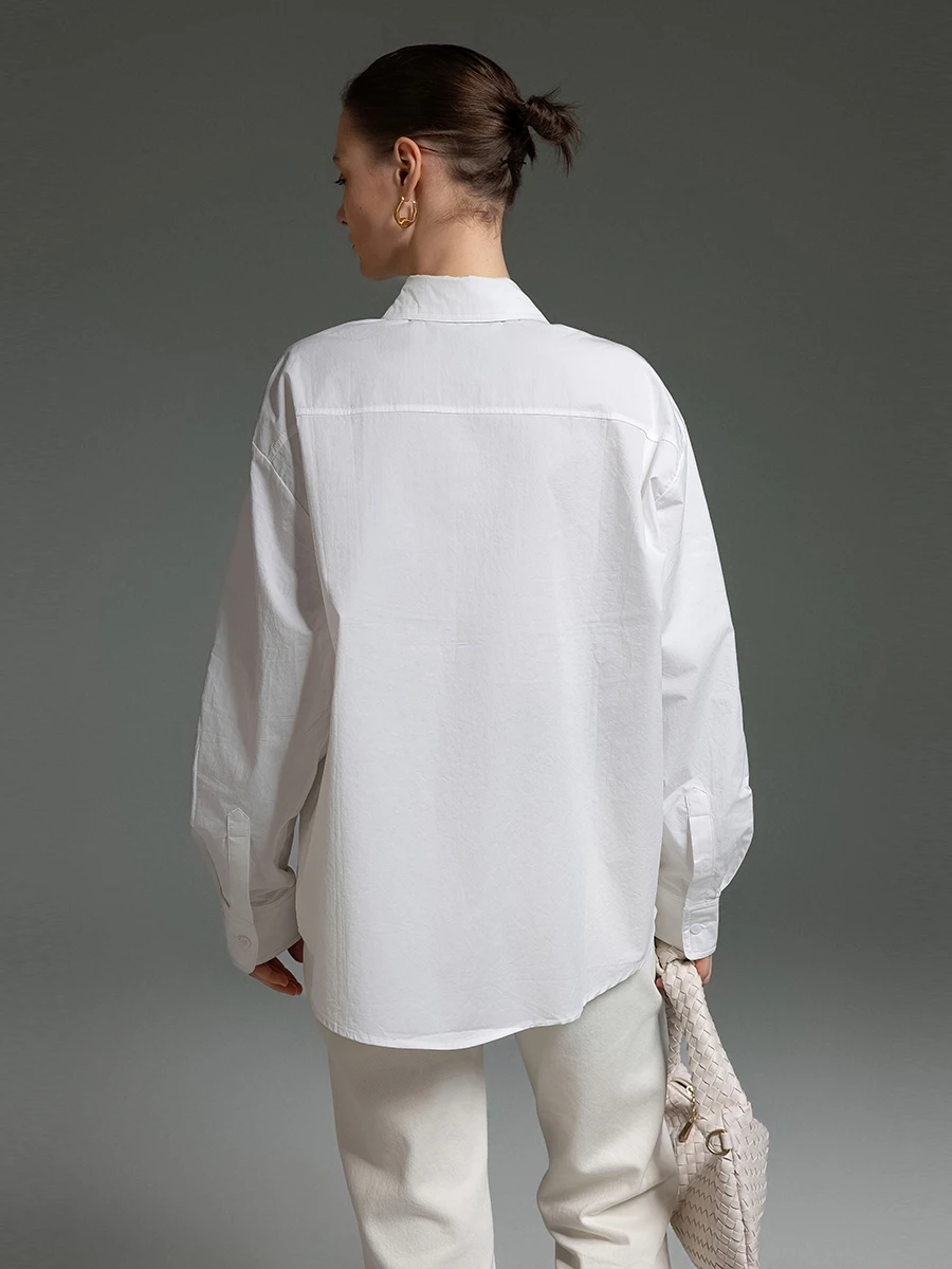 ブラウスの選び方｜通勤に合うピンク長袖シャツの実際の着用感と選び方