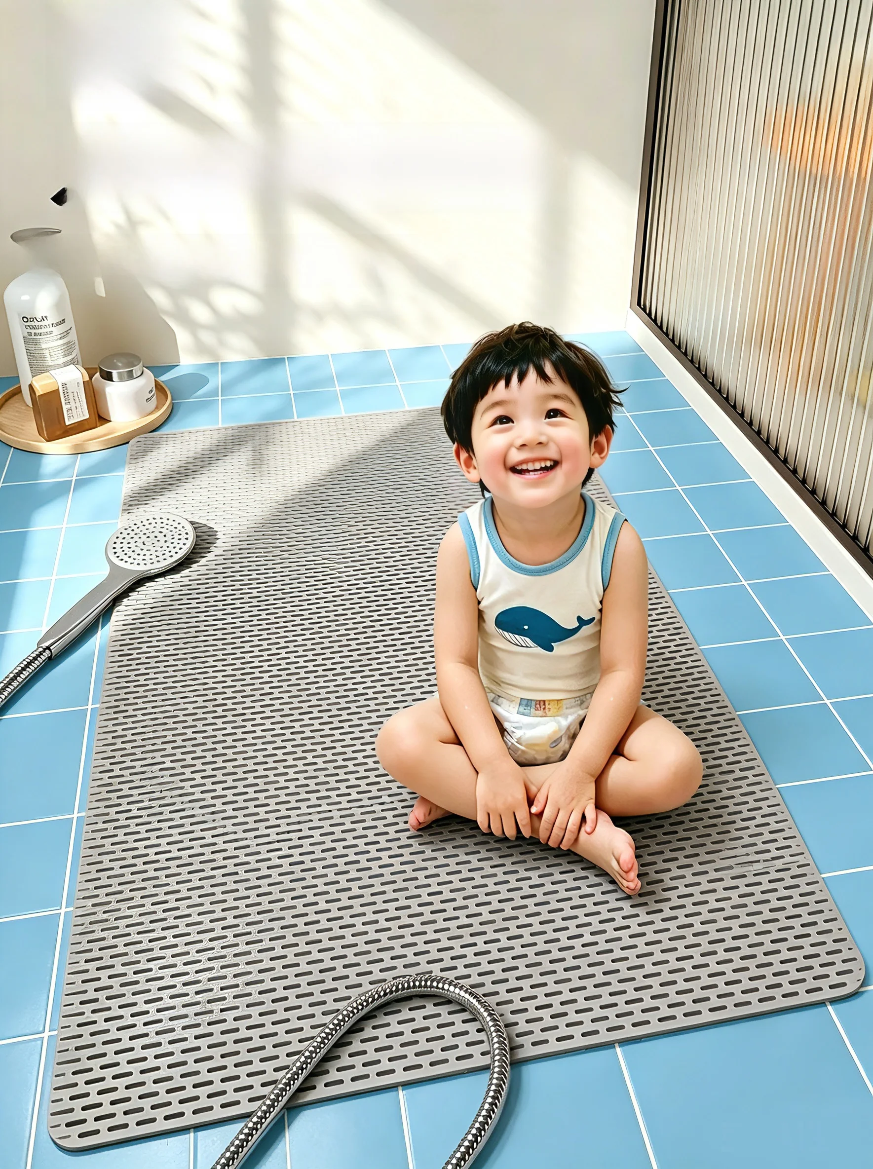 100均防水シートと子どもを壁に置くのは安全なのか？9月に最適な壁面アイテムはこれ！