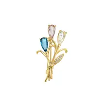 エレガントな水晶花デザインのブローチ【高級感・ウエスタンスーツ用・衣服アクセサリー】