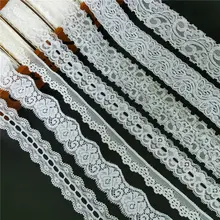 極上の柔らかさのレース生地幅広トリム【DIY衣類・スカートヘム装飾用・白黒】