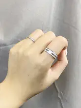 幅広デザインのカップルリング【ユニセックス・１８Kゴールド】