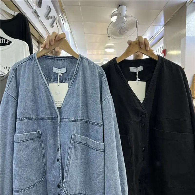 デニムジャケット コーデ 完全ガイド｜Vネックロングスリーブで春秋の日常を整える