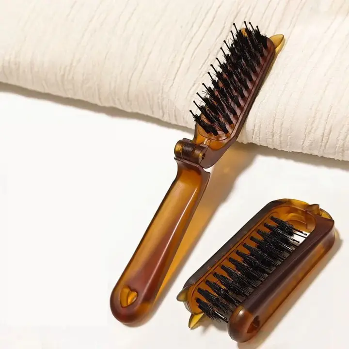携帯折り畳み式 豚毛ヘアブラシ【長柄・女性用・ボリュームアップ・スタイリング用】