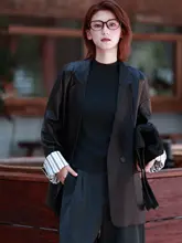 小羊皮のVネックジャケット【女性用・中長丈・翻袖デザイン・真皮】