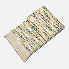 現代的な高級感のあるベージュ色幾何学模様のフリンジ付きソファブランケット【オフィス用・肩掛けに最適】