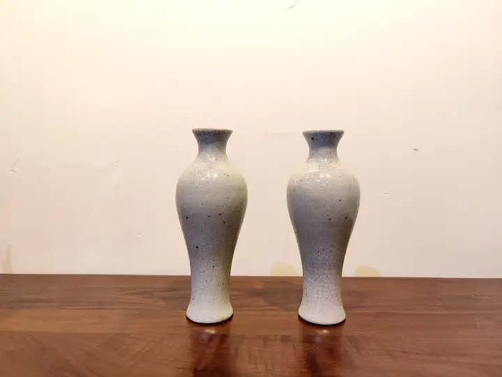 清朝末期の德化潮州窯花瓶【仿哥窯金絲鉄線文・観音浄瓶】