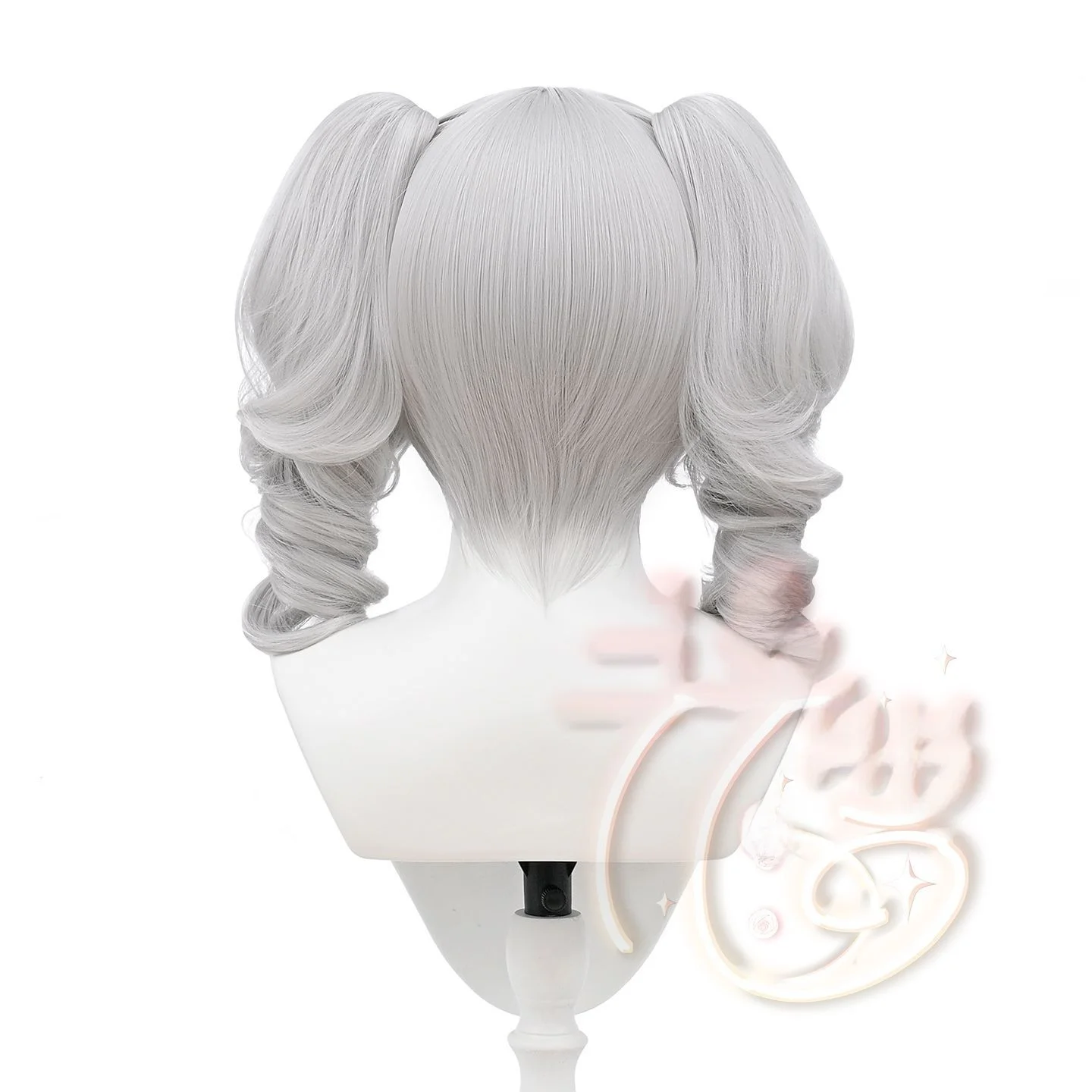 2026年おすすめのロングヘアスタイルは？ロリータ風のシルバーグレーローマンカールが解決する自然な髪型の悩み