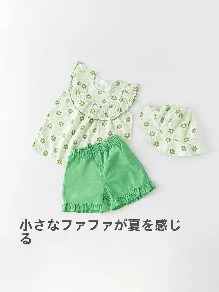 新生児の女の子に合うベビードレスは、どんなもの？自然な涼しさとシンプルなデザインがポイント