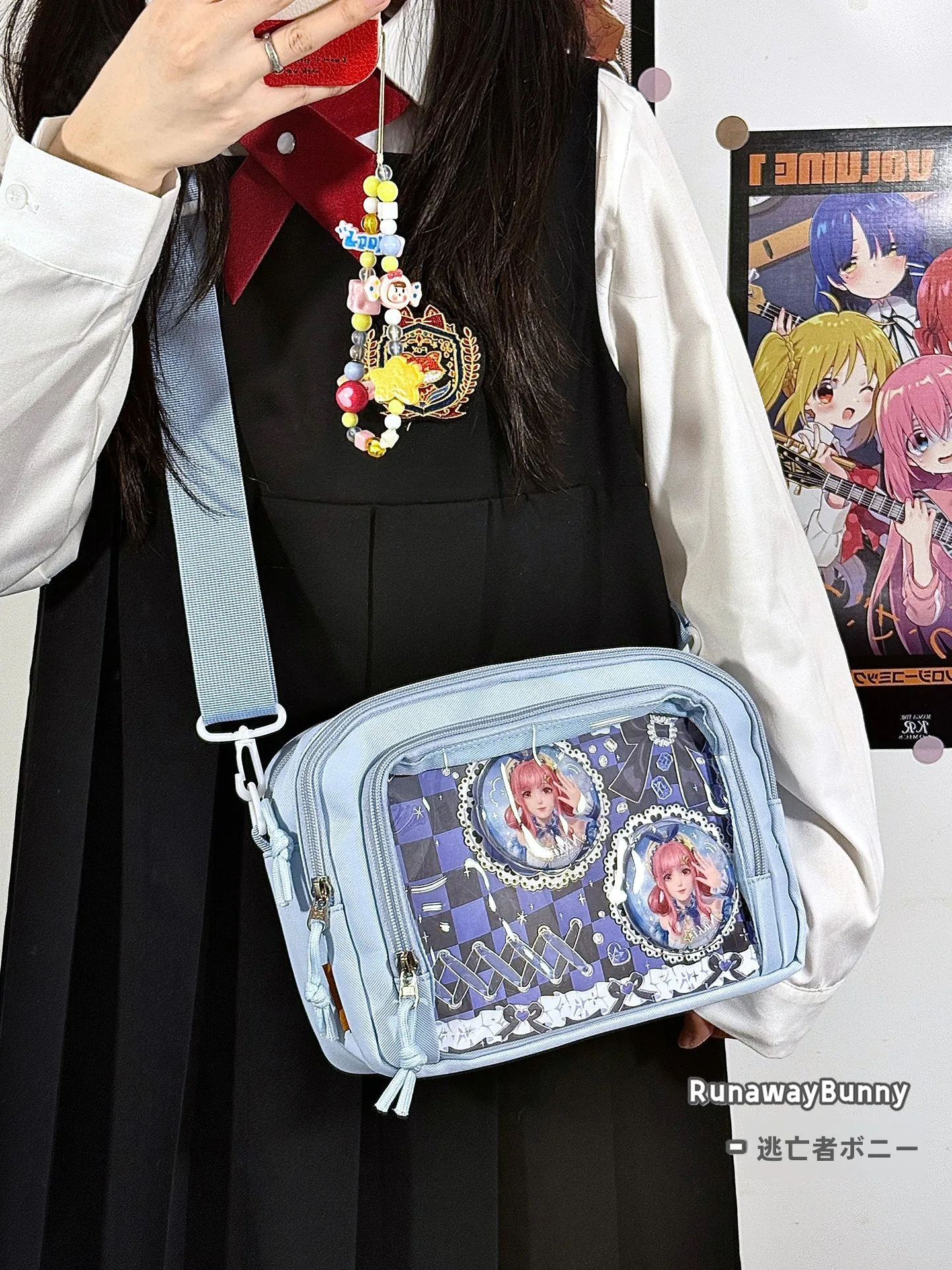透明な斜め掛けバッグ：アニメデザインで日常を彩る少女風小方包の実用性解析