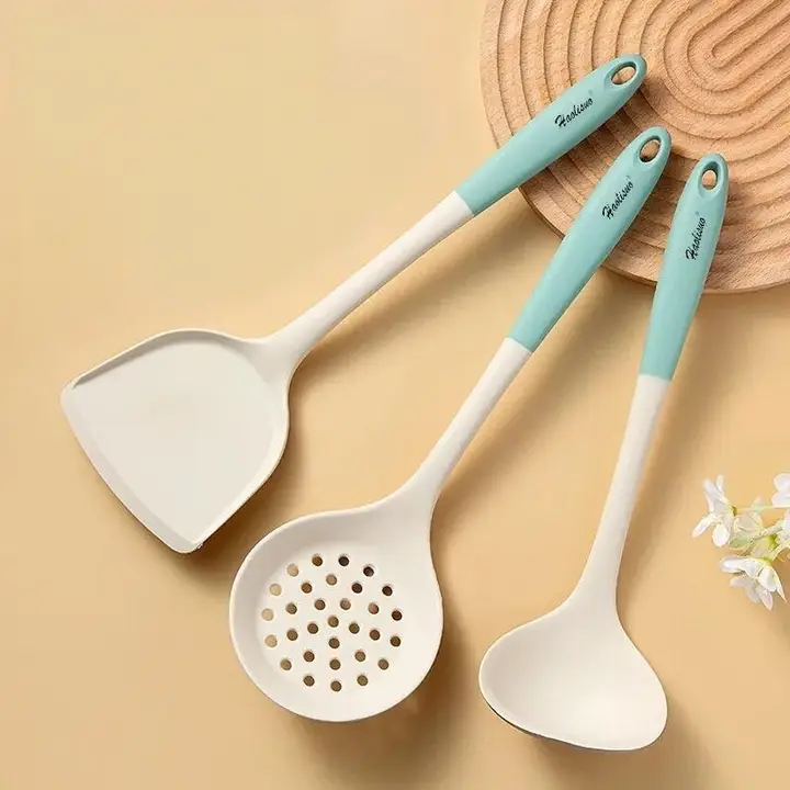 高耐熱シリコン製 フライ返し【家庭用・非粘着鍋対応・食品安全】