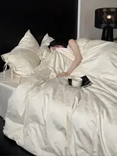 高級感あるコットン素材の花柄四点ベッドリネン【長綿・ギャバ  ジン仕上げ・ルームデコールに最適】（セットアップ対応）