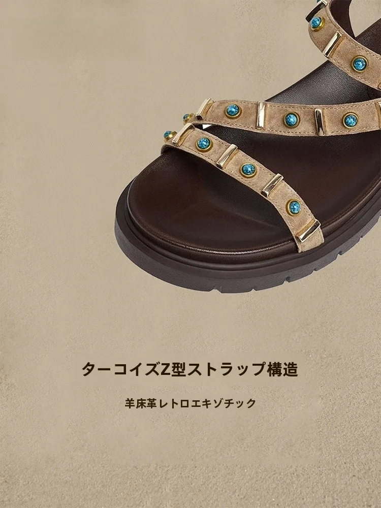 厚底リラクシーサンダルStaccato：疲れないレディースサンダルの実用性と素材特性