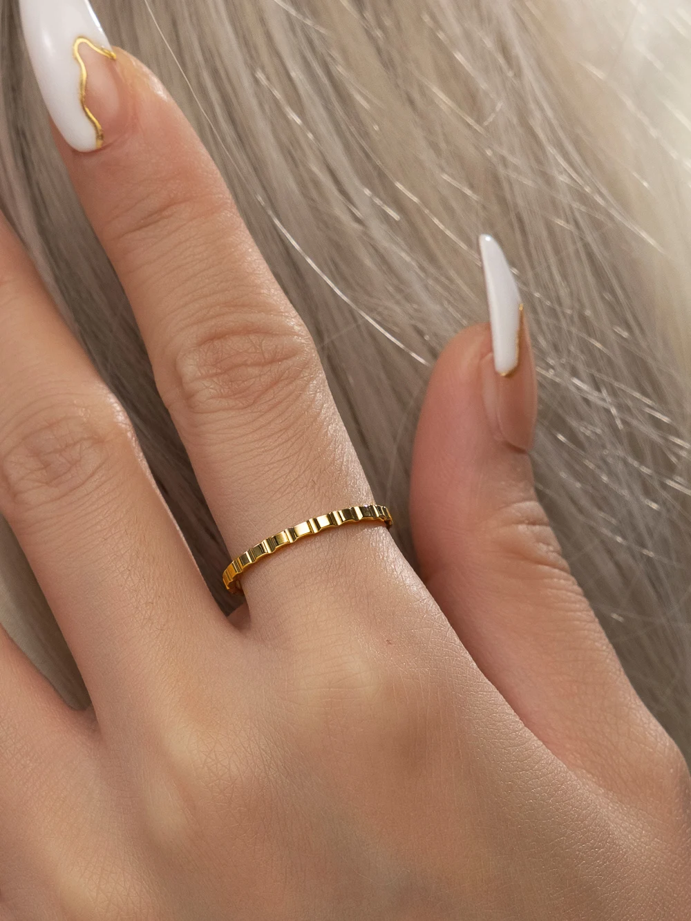 14k リングとイタリアン ジュエリー リング、どちらが今、あなたのファッションに合っているの？