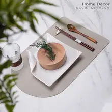 和モダンデザインの変形陶器サラダプレート【クリーム色・木製インテリア用・テーブルデコレーション】