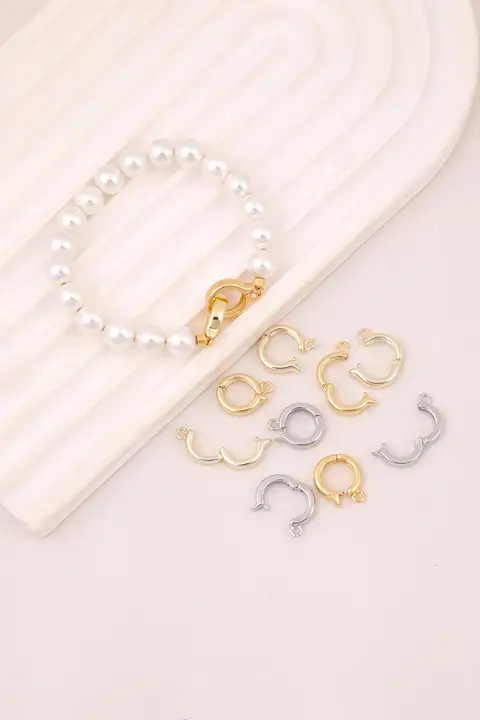 美しいデザインの丸型ネックレス用金具【金色・汎用タイプ】