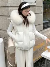 学院風の白いベスト【毛の衿・厚手・保温性・女性用・極上の柔らかさ】