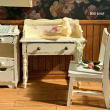 アイボリーホワイトのアンティーク風家具【Blytheドール用シーンプロップ・ミニチュアモデル】