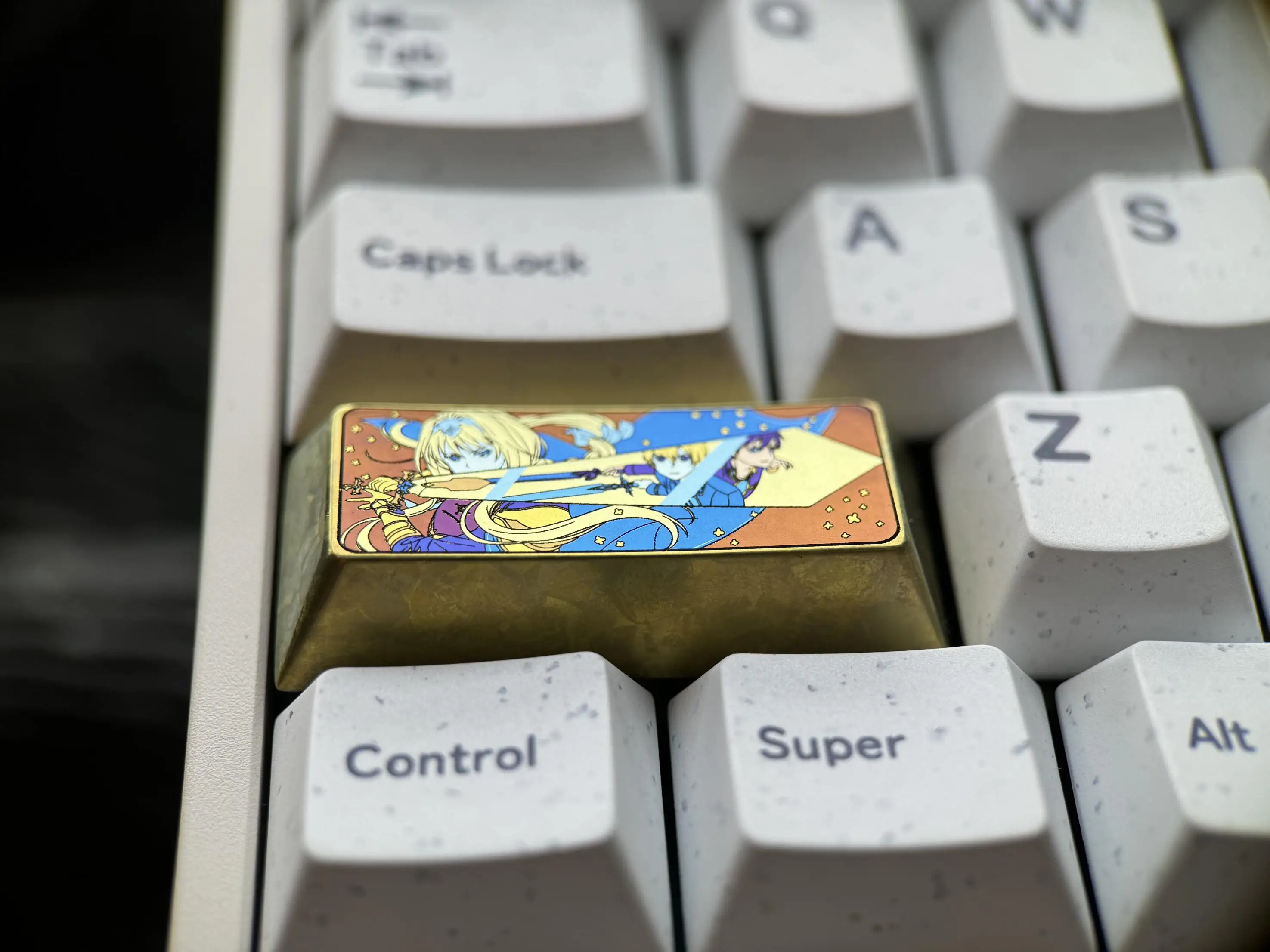 魔法戦士シリーズ T-2.25U-アリス：钛合金キートップの実用性と人体工学設計を解説