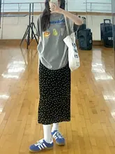 黒の水玉模様のカジュアル半身スカート【夏用・大きいサイズ・Aライン・お腹隠し・ミディ丈】（セットアップ対応）