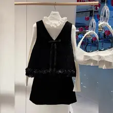 ニットタンクトップとミディスカートの春夏コーデ【優雅なデザイン・女性用・甘い印象】（セットアップ対応）