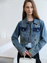 立体的なビーズ装飾花柄のブルーウォッシュデニムジャケット【女性用・秋季・ショート丈】