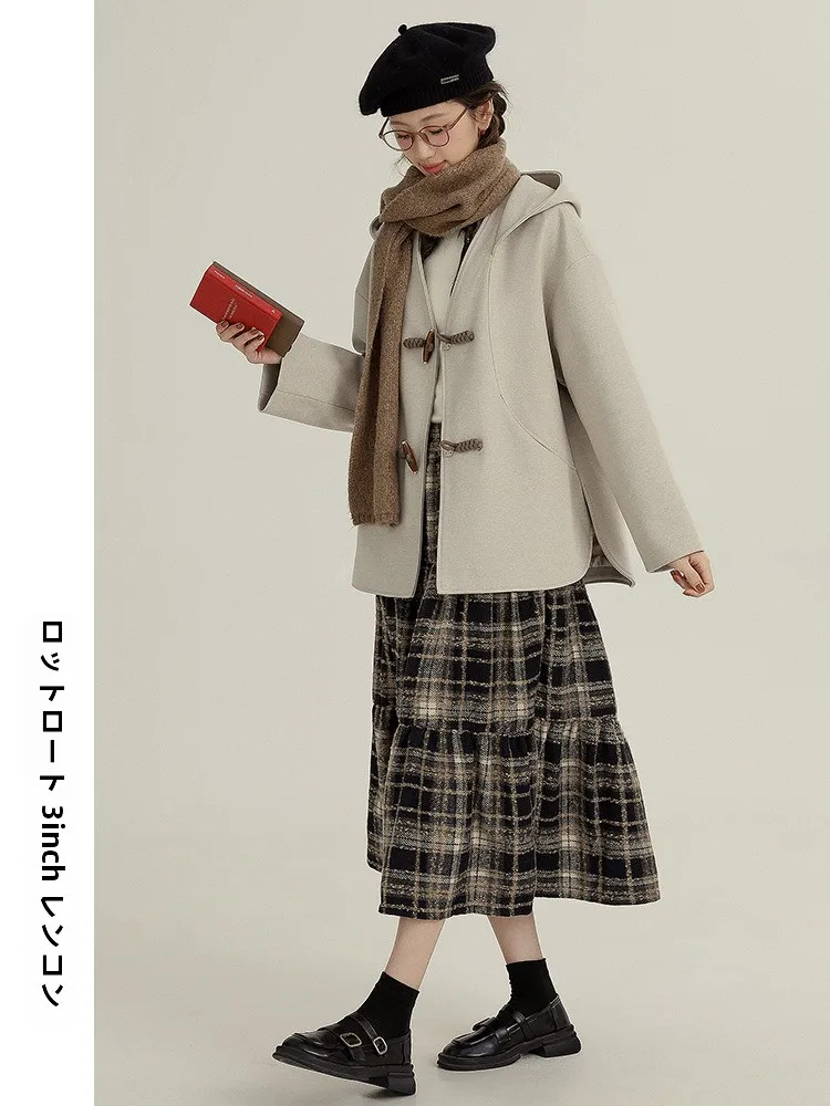 11月と12月に着るレディース服装はどう選ぶ？高級感と保温性を両立する1本のコートが答えになる