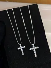 シルバーの長いダイヤモンドクロスネックレス【洗練されたデザイン・重ねづけ対応】