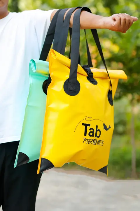 多機能 EVA製釣り具バッグ【防水・厚手・持ち運び便利】