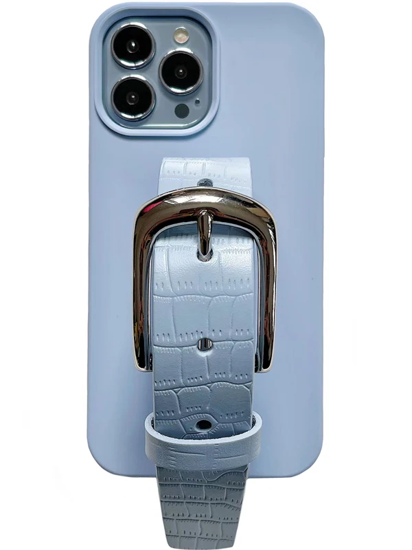 スマホにつけるストラップはどれが安全で実用的？ブルーのクロコダイル柄牛革手首バンドケースが解決する3つの悩み