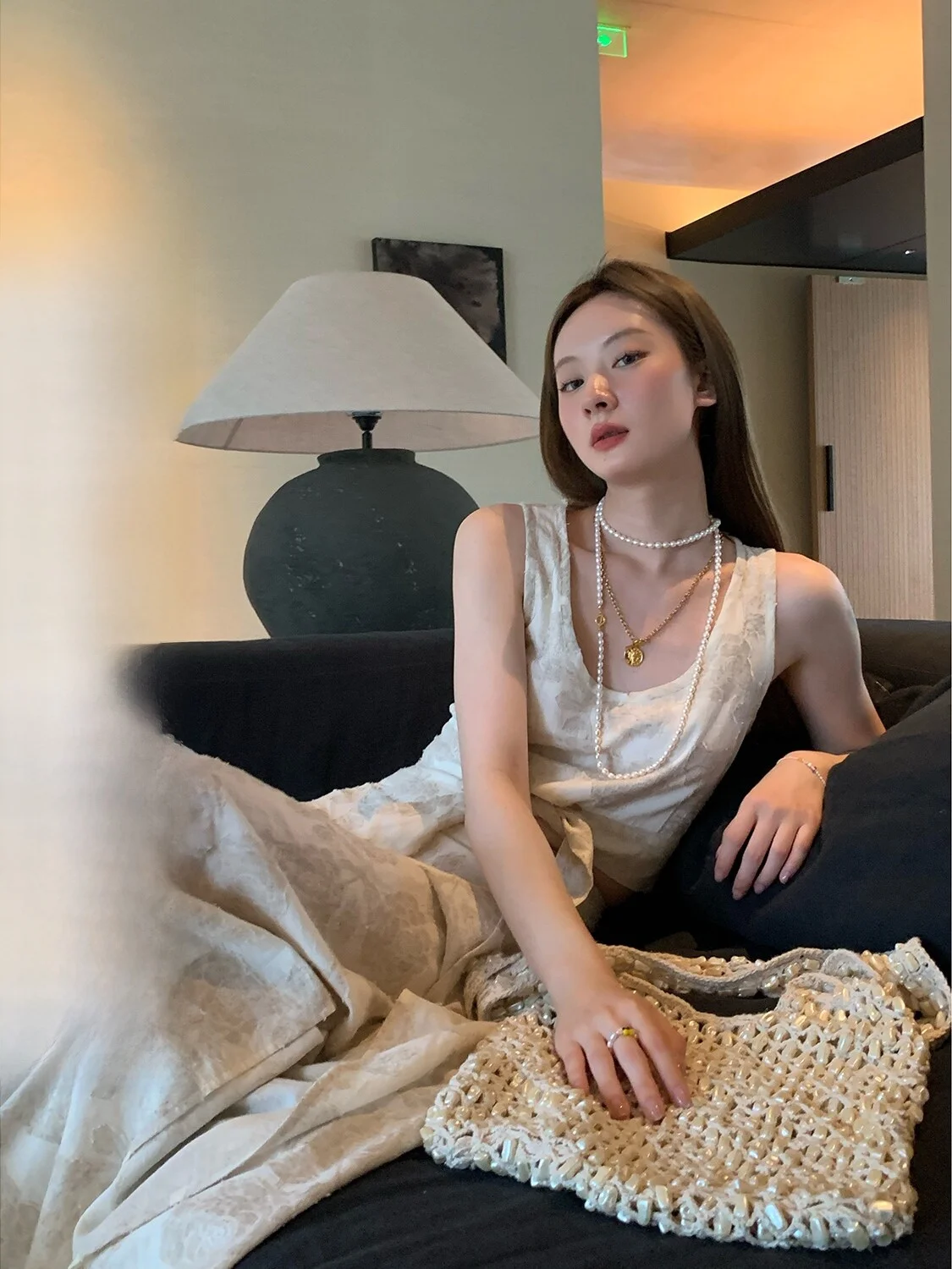 テック系パンツを選ぶときに迷うのは、本当に「どんな場面で着るか」なのか？