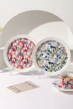 優雅な蝶デザイン陶器皿【家庭用・浅型・軽やかな印象】