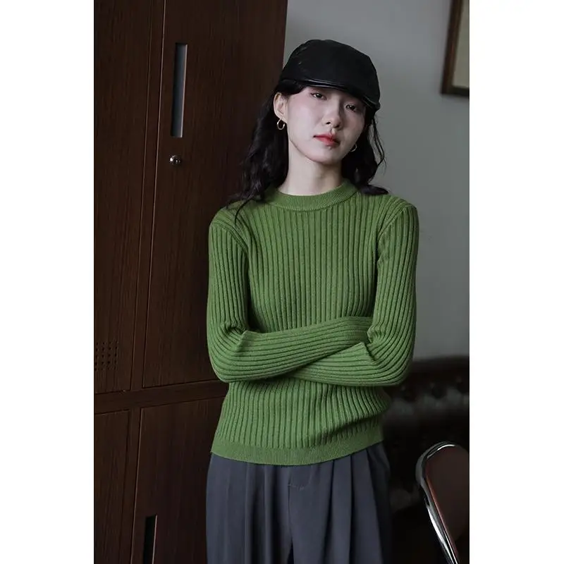 ニットカーディガン コーデ 完全ガイド｜丈選び・パーカー比較・花杏色のレトロスタイル