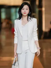 高級感のある通勤向け女性用スーツ【白色・長袖・カジュアルデザイン】（セットアップ対応）