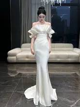 白色のイブニングドレス【フィッシュテールデザイン・高級感・スリム効果】